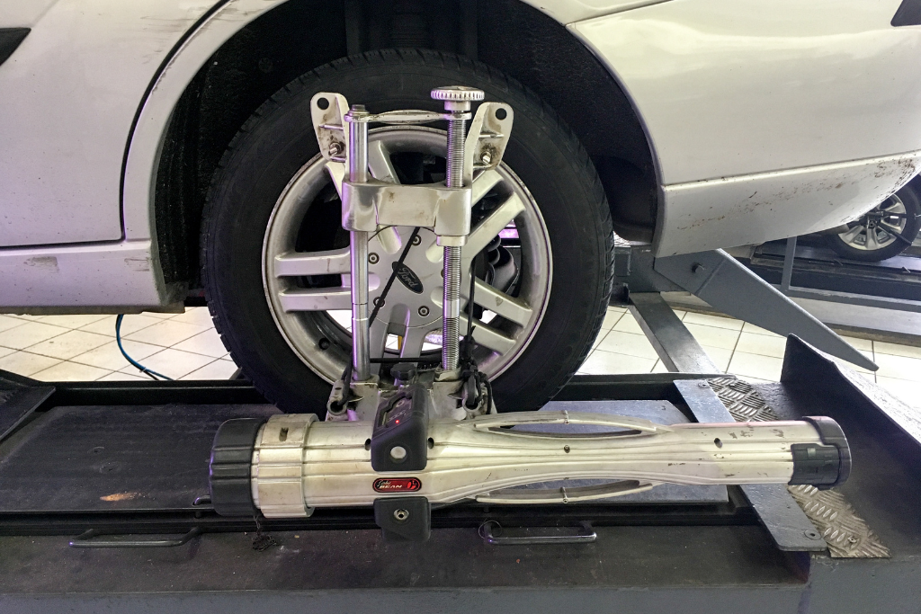 Steering Wheel Alignment Service