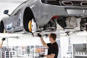 How to Find the Best McLaren Service Center Near Me in Dubai
