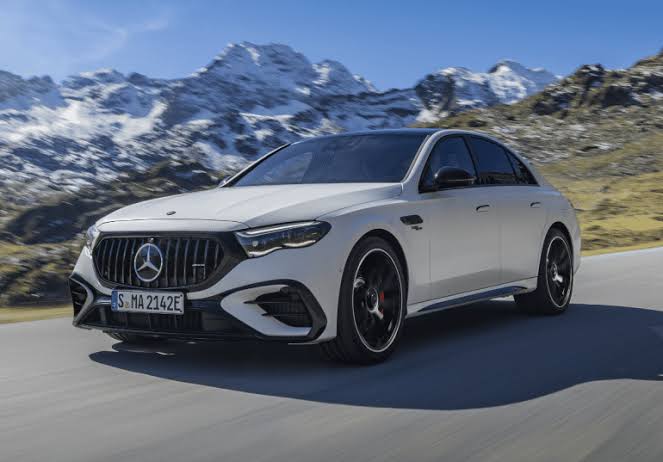 Mercedes Air Suspension Problems in Dubai