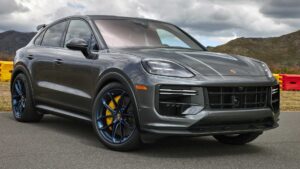 Porsche Cayenne Engine Oil Leak Repair Dubai | Cost & Guide