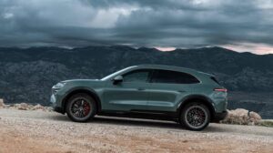 How Can You Fix a Porsche Cayenne Coolant Leak Repair in Dubai?